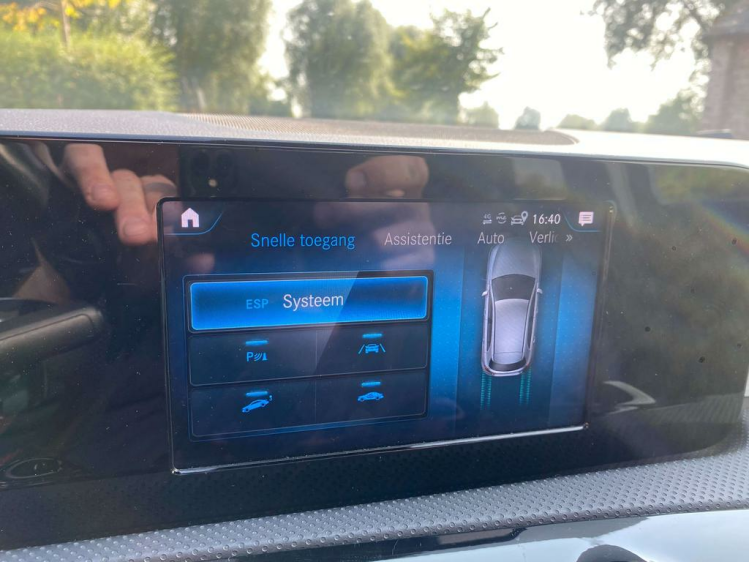 Mercedes-Benz A 200 A200iA AMG-PACK Full/LED/Panodak/Leder/Camera... Leconte Motors