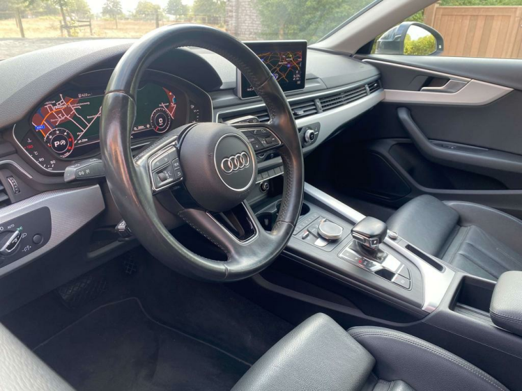 Audi A4 2.0 TDi S tronic Virtual Cockpit/Sportzetels/Gps.. Leconte Motors