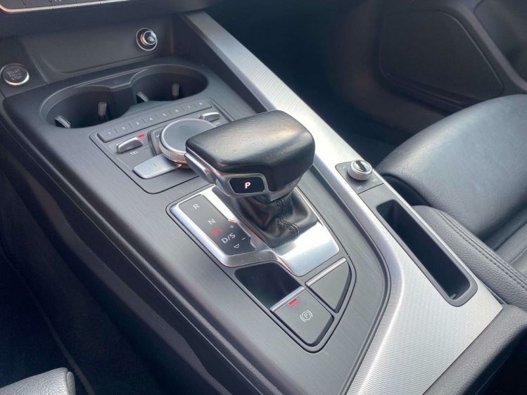 Audi A4 2.0 TDi S tronic Virtual Cockpit/Sportzetels/Gps.. Leconte Motors