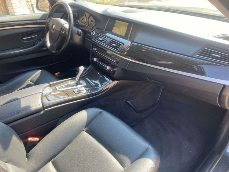 BMW 520 520dA Touring Xenon/Leder/Gps/USB/PDC/19'Alu's...! Leconte Motors