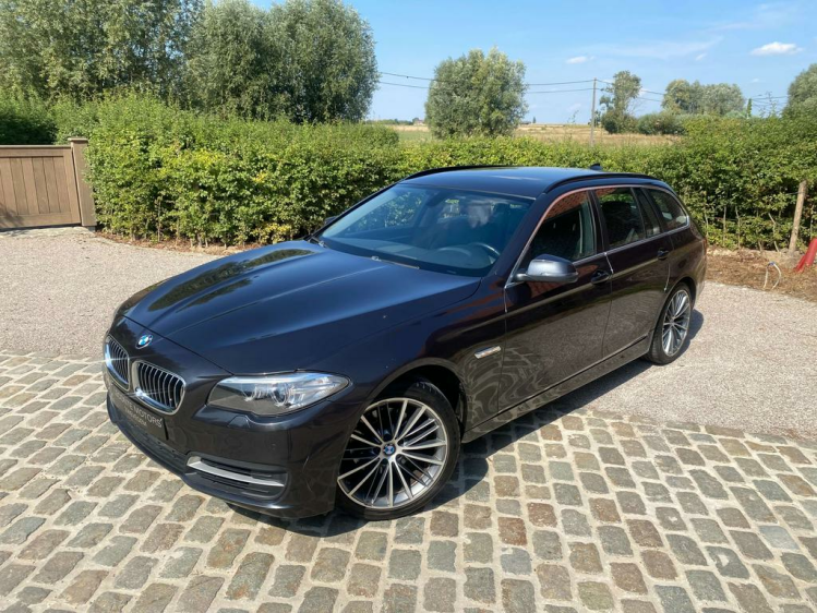BMW 520 520dA Touring Xenon/Leder/Gps/USB/PDC/19'Alu's...! Leconte Motors