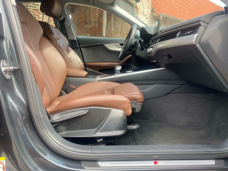 Audi A4 2.0TDI S-Tronic S-Line Matrix/Gps/Sportzetels/PDC Leconte Motors