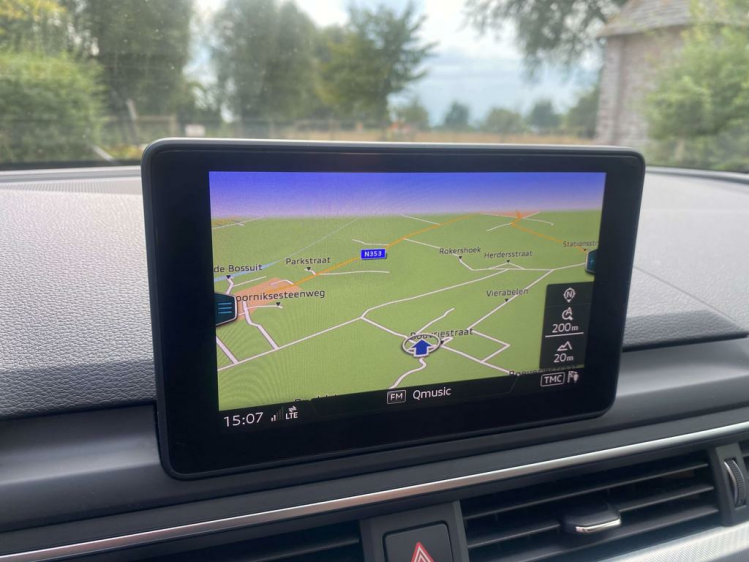 Audi A4 2.0TDI S-Tronic S-Line Matrix/Gps/Sportzetels/PDC Leconte Motors