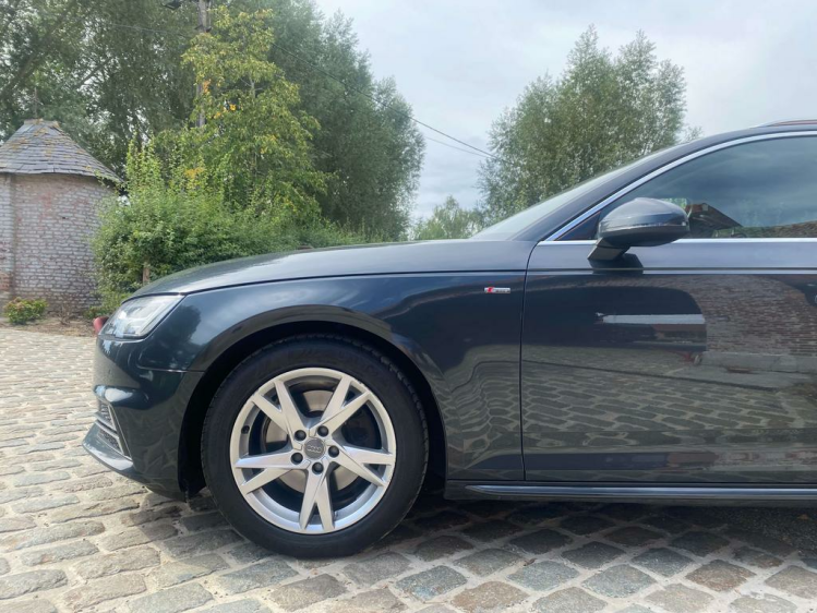 Audi A4 2.0TDI S-Tronic S-Line Matrix/Gps/Sportzetels/PDC Leconte Motors