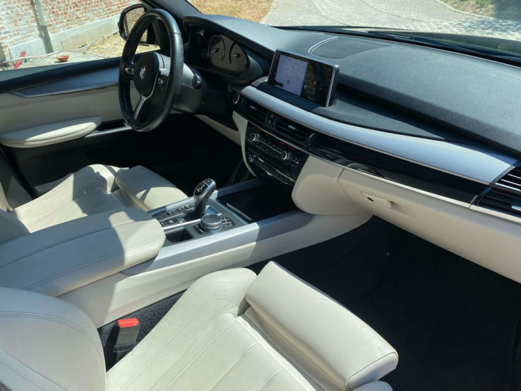 BMW X5 3.0 dAS xDrive30 M-Pack Pano/Head-UP/Camera/Leder! Leconte Motors