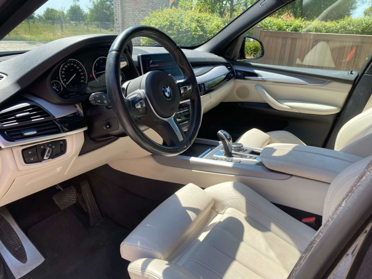 BMW X5 3.0 dAS xDrive30 M-Pack Pano/Head-UP/Camera/Leder! Leconte Motors