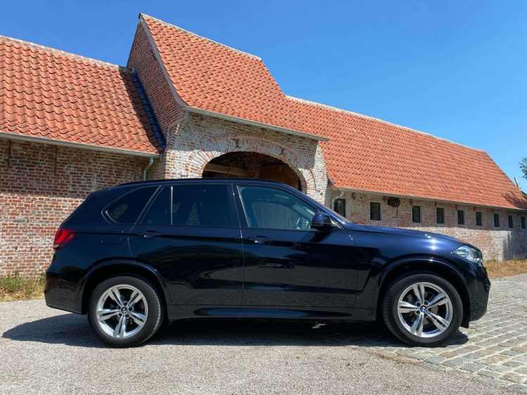 BMW X5 3.0 dAS xDrive30 M-Pack Pano/Head-UP/Camera/Leder! Leconte Motors