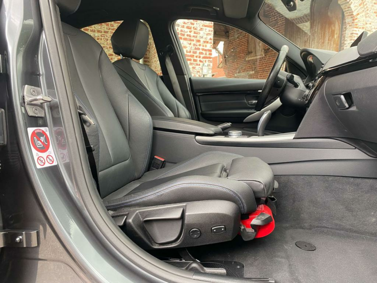 BMW 330 330e Plug-In Hybrid M-Pack LED/Gps-Pro/Leder/CAM.. Leconte Motors