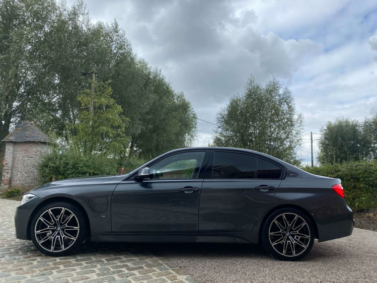 BMW 330 330e Plug-In Hybrid M-Pack LED/Gps-Pro/Leder/CAM.. Leconte Motors