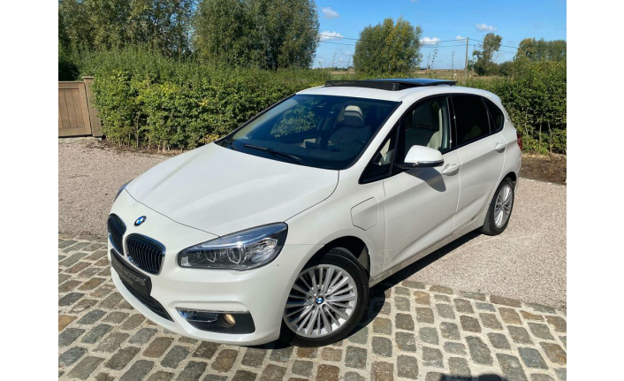 Leconte Motors - BMW 225