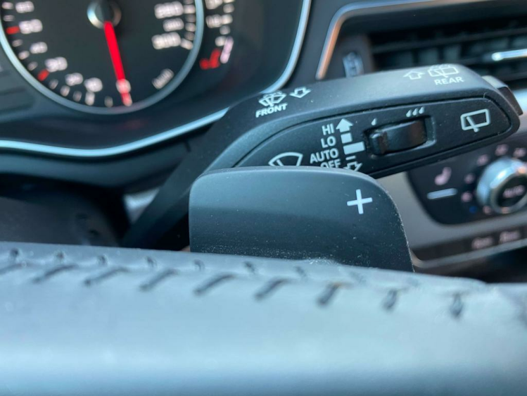 Audi A4 2.0 TDi ultra S tronic S-Line Matrix/Gps/Trekhaak! Leconte Motors