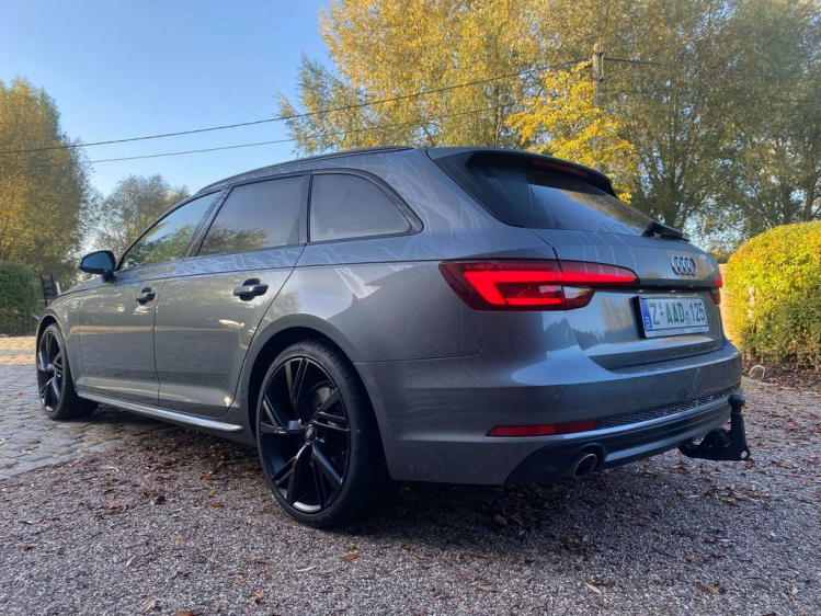Audi A4 2.0 TDi ultra S tronic S-Line Matrix/Gps/Trekhaak! Leconte Motors