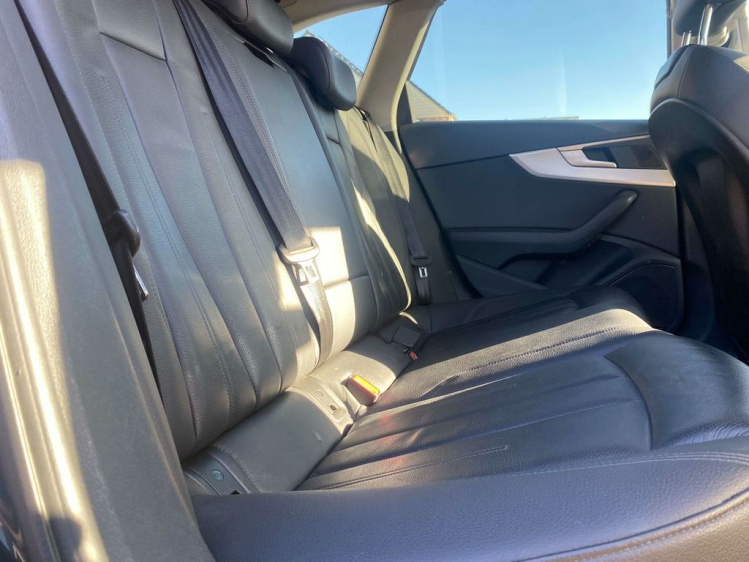 Audi A4 2.0TDI S-Tronic Virtual-Cockpit/Matrix/Leder/GPS.. Leconte Motors