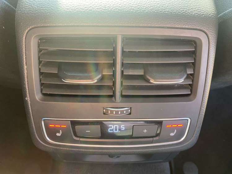 Audi A4 2.0TDI S-Tronic Virtual-Cockpit/Matrix/Leder/GPS.. Leconte Motors