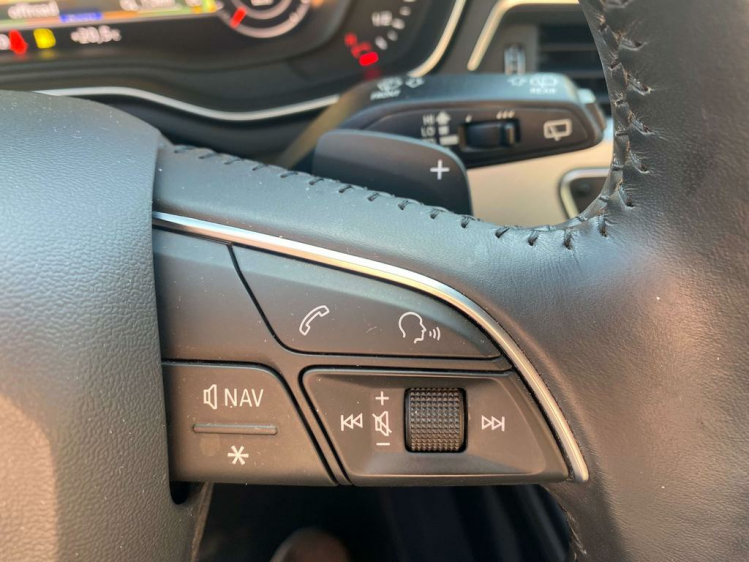 Audi A4 2.0TDI S-Tronic Virtual-Cockpit/Matrix/Leder/GPS.. Leconte Motors