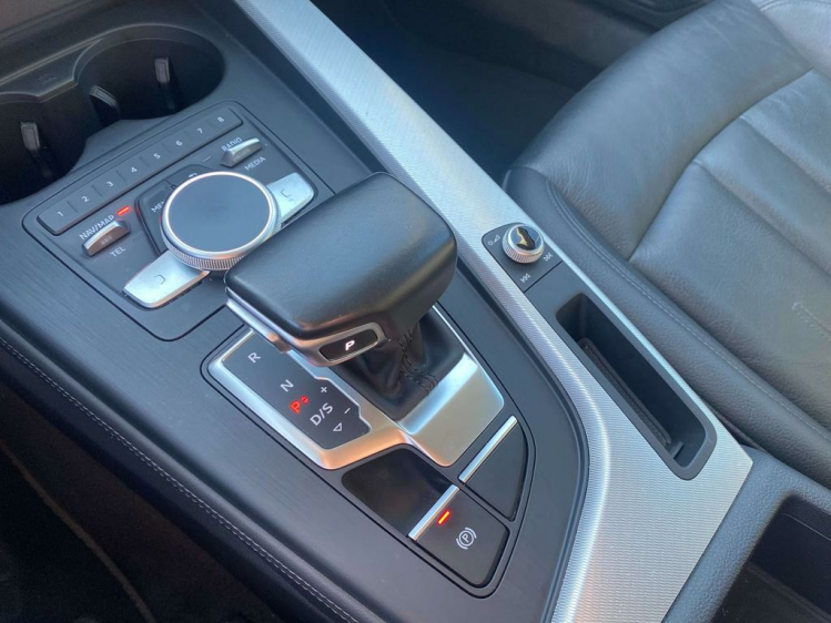 Audi A4 2.0TDI S-Tronic Virtual-Cockpit/Matrix/Leder/GPS.. Leconte Motors