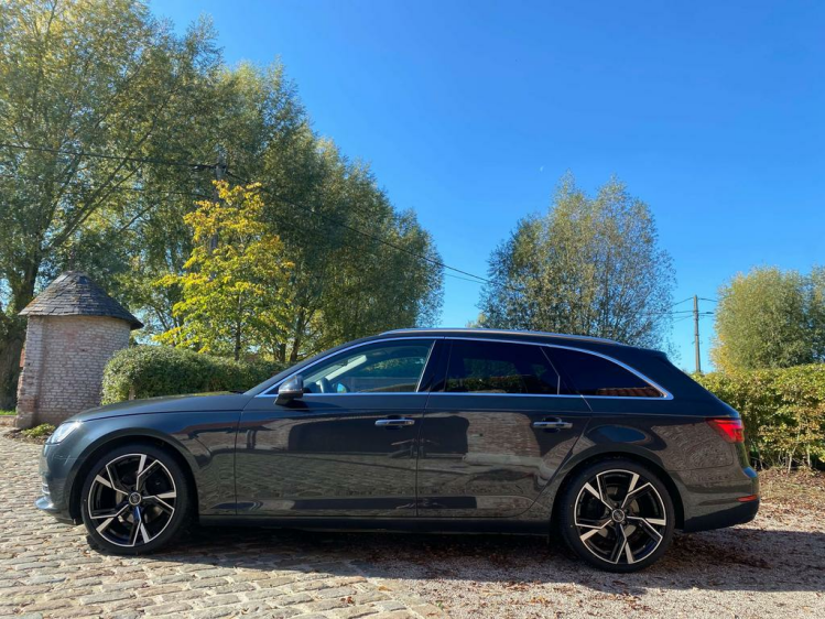 Audi A4 2.0TDI S-Tronic Virtual-Cockpit/Matrix/Leder/GPS.. Leconte Motors