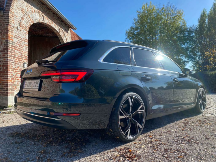 Audi A4 2.0TDI S-Tronic Virtual-Cockpit/Matrix/Leder/GPS.. Leconte Motors