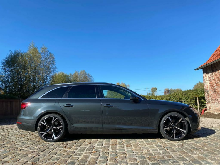 Audi A4 2.0TDI S-Tronic Virtual-Cockpit/Matrix/Leder/GPS.. Leconte Motors