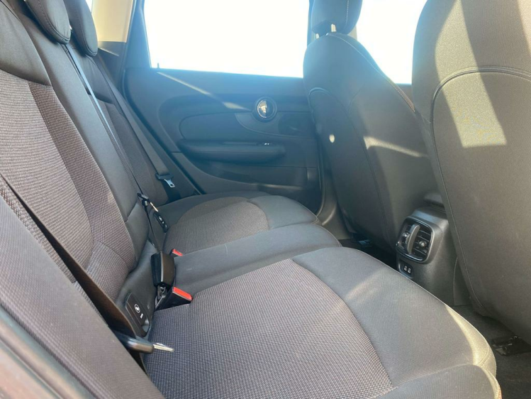 MINI One Clubman 1.5iA Navigatie/Cruise/PDC/Multistuur/Bluetooth! Leconte Motors