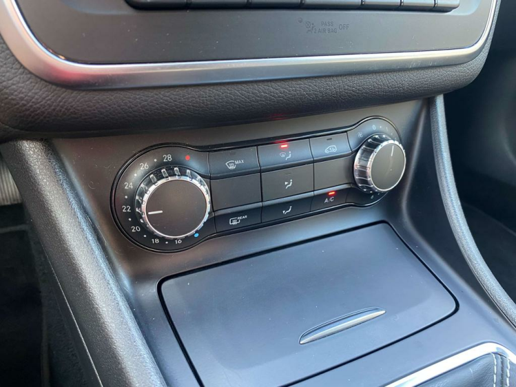 Mercedes-Benz CLA 200 CDI Sport-Pack Xenon/Leder/Gps/Sportzetels/PDC/.. Leconte Motors