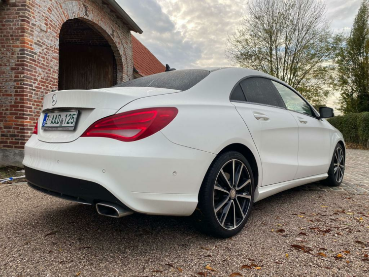 Mercedes-Benz CLA 200 CDI Sport-Pack Xenon/Leder/Gps/Sportzetels/PDC/.. Leconte Motors