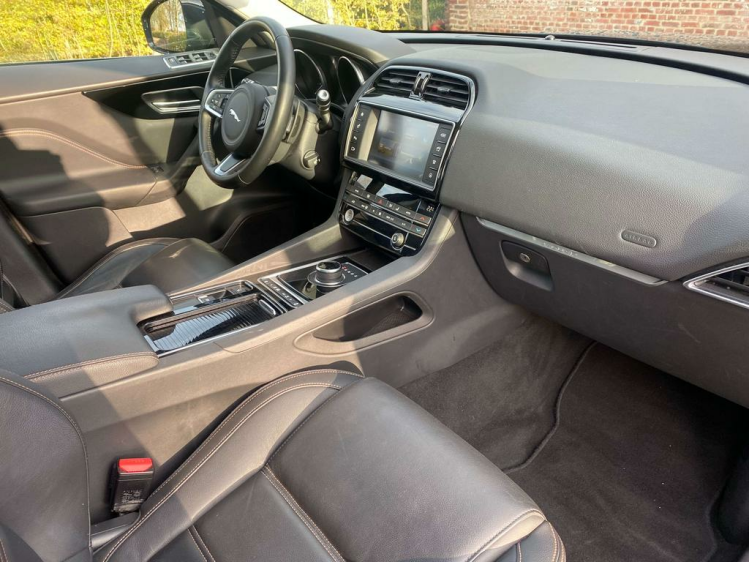 Jaguar F-Pace 2.0d Automaat/Panodak/Leder/Navigatie/Camera!/ Leconte Motors