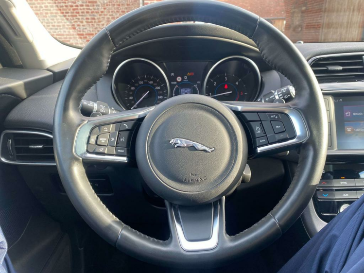Jaguar F-Pace 2.0d Automaat/Panodak/Leder/Navigatie/Camera!/ Leconte Motors