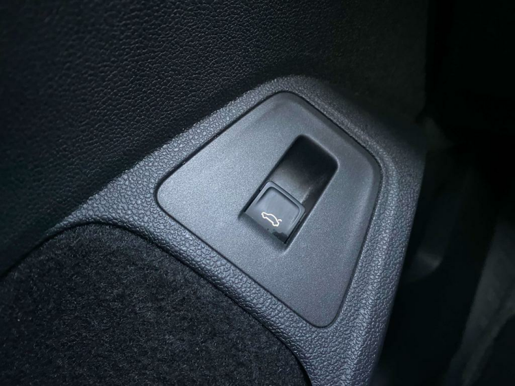 Volkswagen Tiguan 2.0 TDi Highline Panodak/Leder/Memoryseats/360CAM! Leconte Motors