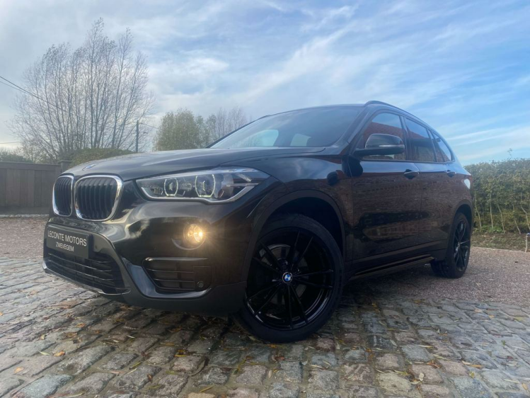 BMW X1 1.5iA sDrive18 Sport-Pack Full-LED/Sportzetels/Gps Leconte Motors