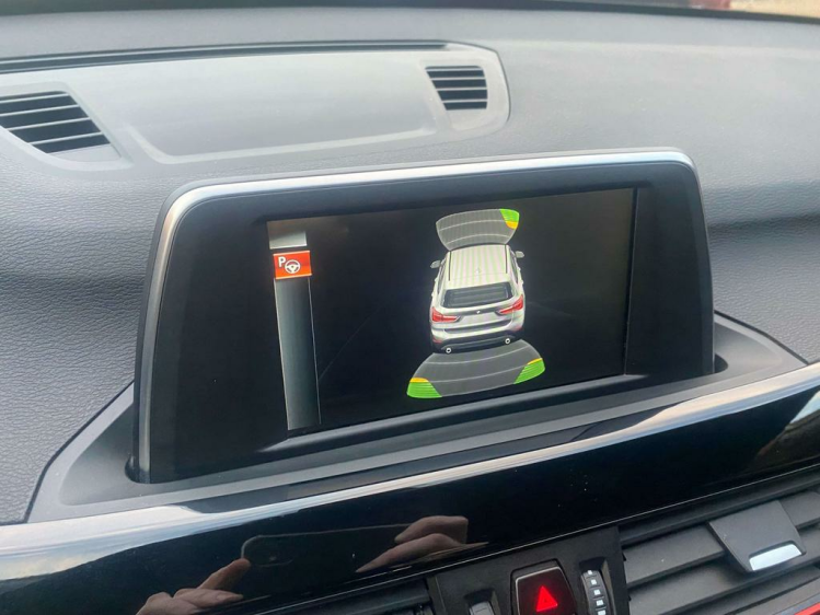 BMW X1 1.5iA sDrive18 Sport-Pack Full-LED/Sportzetels/Gps Leconte Motors