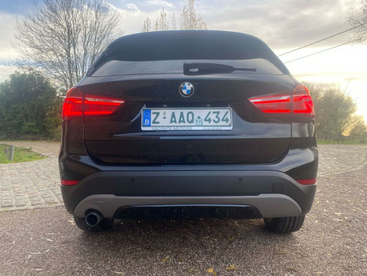 BMW X1 1.5iA sDrive18 Sport-Pack Full-LED/Sportzetels/Gps Leconte Motors