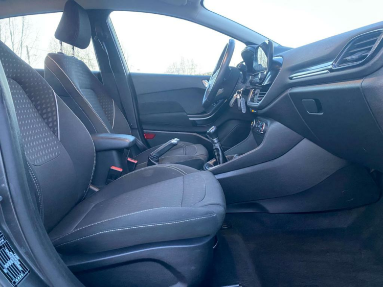 Ford Fiesta 1.1i 5-deurs 46.000km LED/Apple-Carplay/PDC/DAB+ Leconte Motors