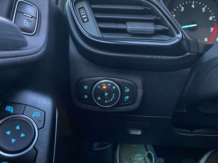 Ford Fiesta 1.1i 5-deurs 46.000km LED/Apple-Carplay/PDC/DAB+ Leconte Motors