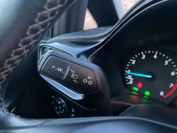 Ford Fiesta 1.1i 5-deurs 46.000km LED/Apple-Carplay/PDC/DAB+ Leconte Motors