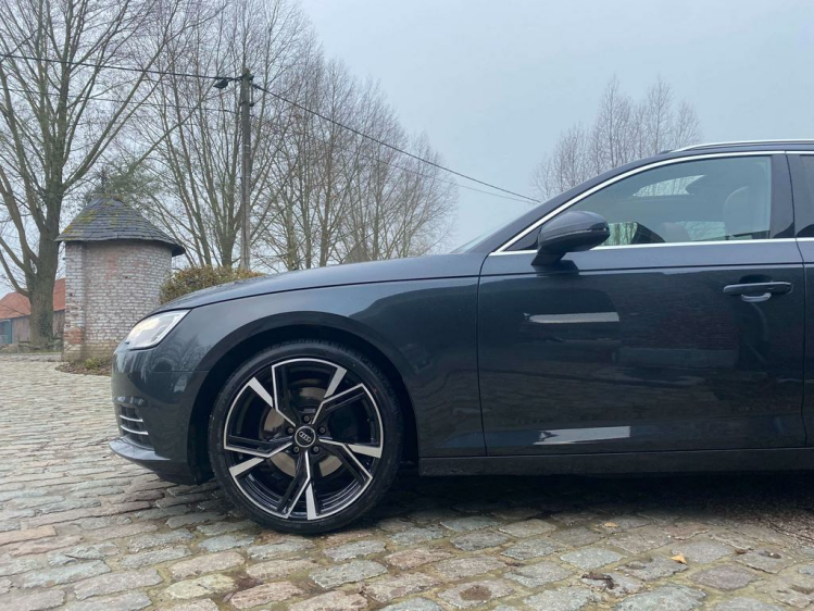Audi A4 2.0 TDi S tronic Virtual/Panodak/Sportzetels/CAM! Leconte Motors