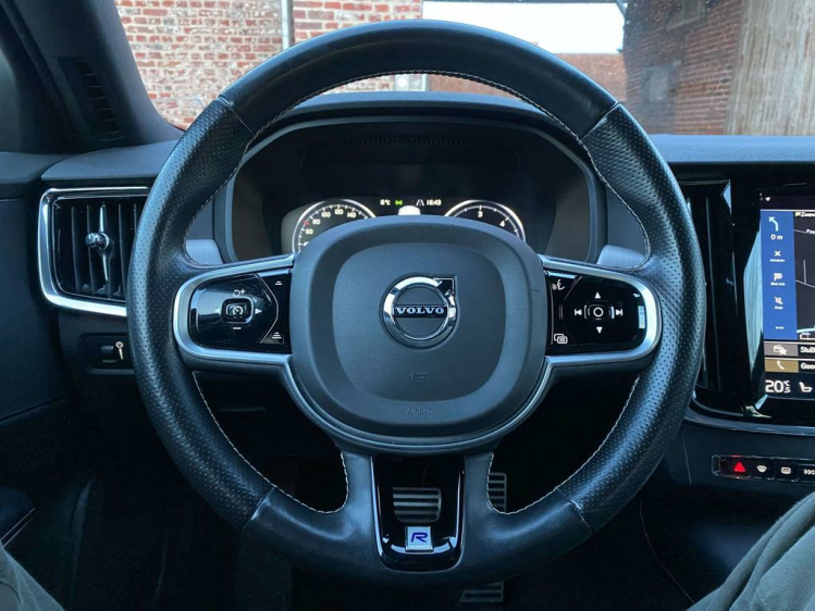 Volvo V90 2.0 D3 R-Design Geartronic LED/Gps/Head-Up/Leder! Leconte Motors