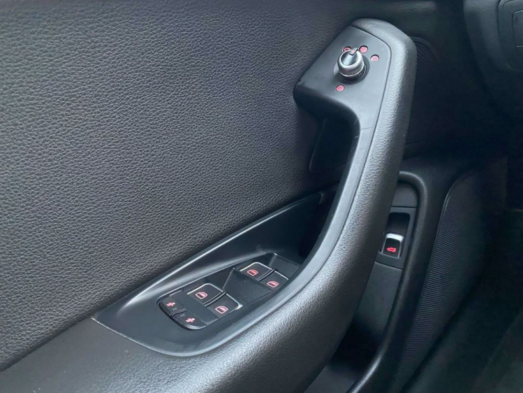 Audi A6 2.0 TDi S tronic Lederen-Sportzetels/Gps/Camera! Leconte Motors