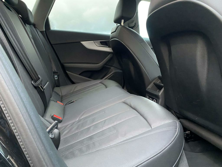 Audi A4 2.0 TDi S tronic Virtual-Cockpit/Matrix/Leder...! Leconte Motors