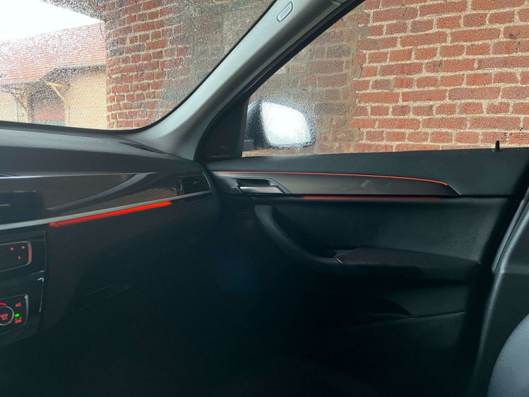 BMW X1 1.5iA sDrive18 X-Line LED/Gps/Leder/Apple-Carplay! Leconte Motors