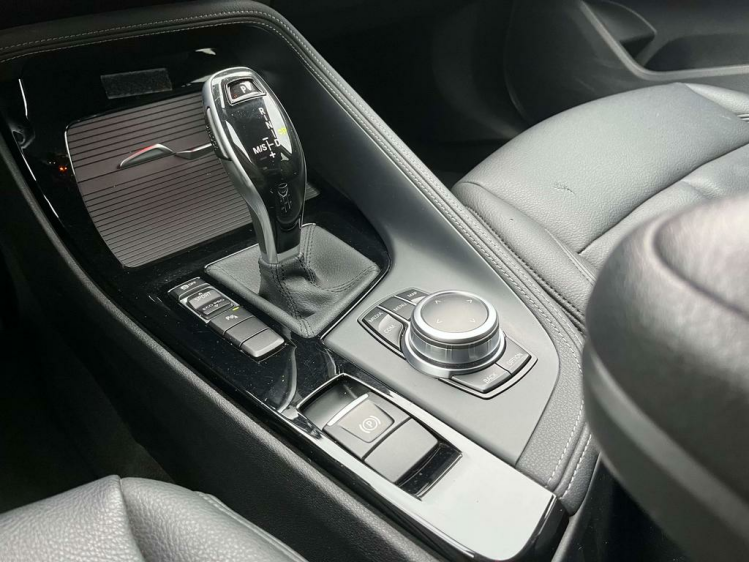 BMW X1 1.5iA sDrive18 X-Line LED/Gps/Leder/Apple-Carplay! Leconte Motors