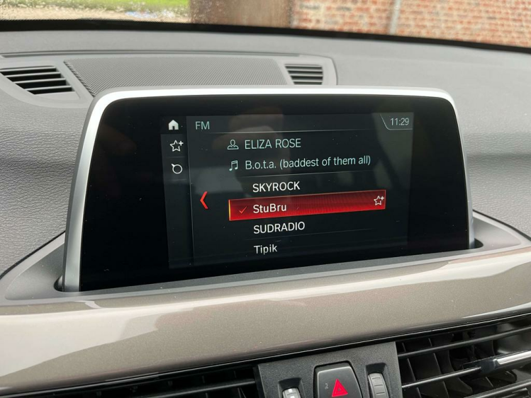 BMW X1 1.5iA sDrive18 X-Line LED/Gps/Leder/Apple-Carplay! Leconte Motors