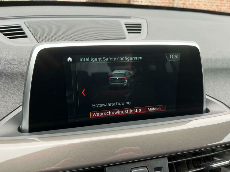 BMW X1 1.5iA sDrive18 X-Line LED/Gps/Leder/Apple-Carplay! Leconte Motors