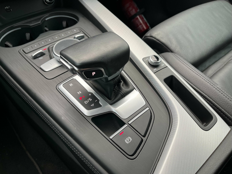 Audi A5 2.0 TDi S tronic Virtual/Sportzetels/Camera/DAB+.. Leconte Motors