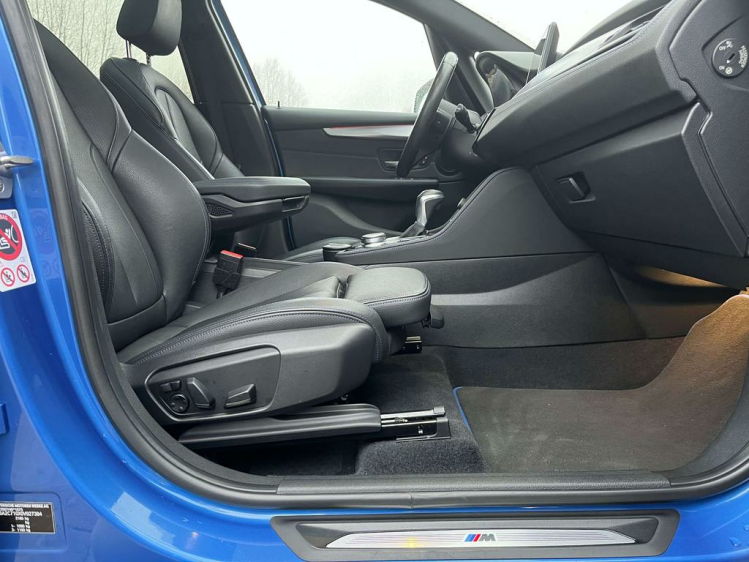 BMW 225 225xeA Plug-In Hybrid M-Pack Pano/HUD/Camera/LED.. Leconte Motors