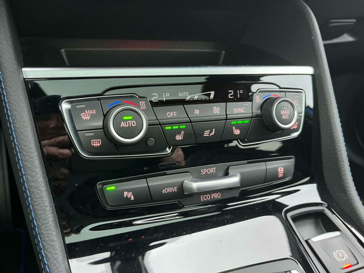 BMW 225 225xeA Plug-In Hybrid M-Pack Pano/HUD/Camera/LED.. Leconte Motors