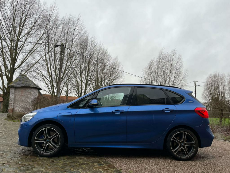 BMW 225 225xeA Plug-In Hybrid M-Pack Pano/HUD/Camera/LED.. Leconte Motors