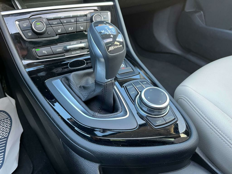 BMW 225 225xeA Plug In Hybrid Panodak/Leder/Memoryseats! Leconte Motors