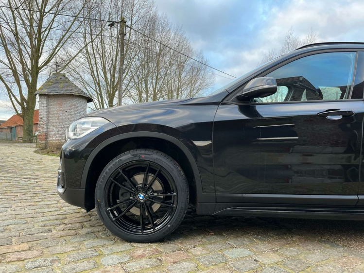 BMW X1 1.5iA sDrive18 Sport-Pack Full-LED/Gps/Sportzetels Leconte Motors