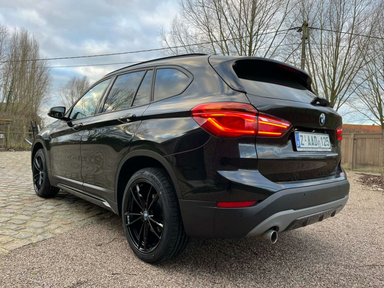 BMW X1 1.5iA sDrive18 Sport-Pack Full-LED/Gps/Sportzetels Leconte Motors